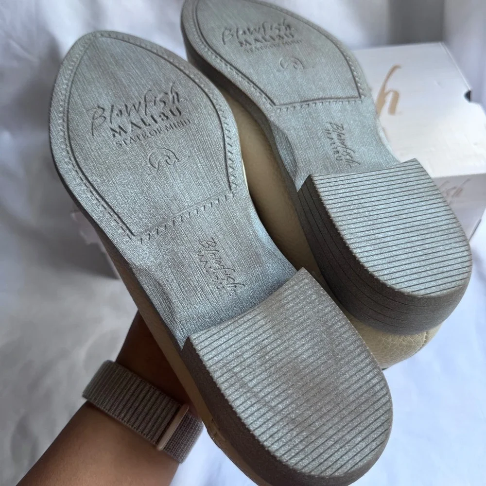 New Blowfish Malibu Harper Off White Loafers Studded Slip On Vegan Shoes‎ US 10M